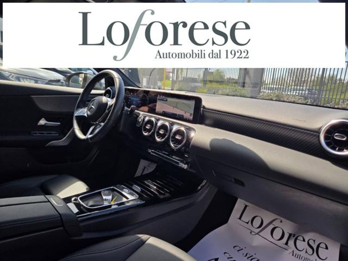 Mercedes-Benz Classe A Sedan 180 d Automatic 4p. Premium (10)