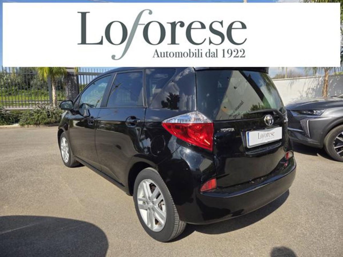 Toyota Verso-S 1.3 CVT Active (16)