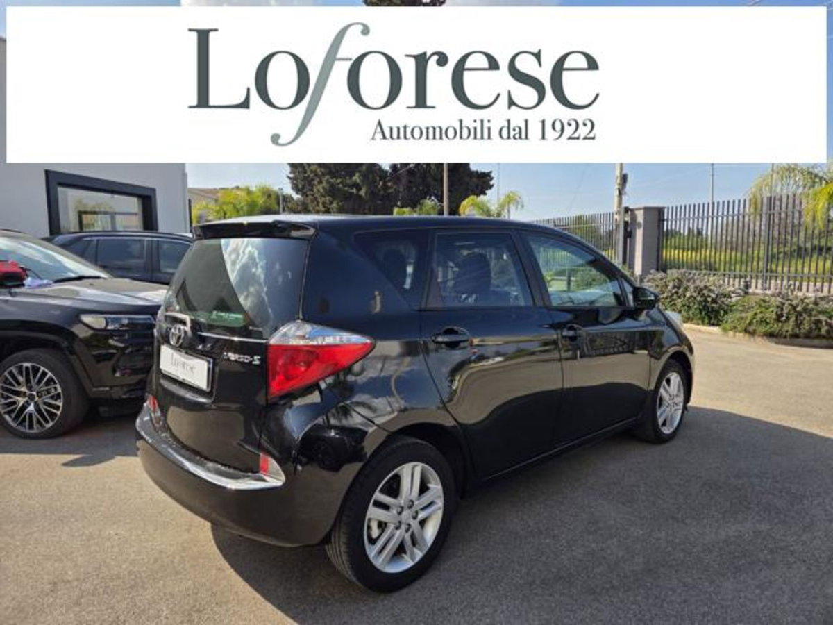 Toyota Verso-S 1.3 CVT Active (4)