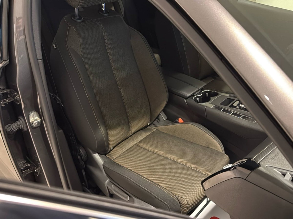 Ds DS 7 1.5 bluehdi Bastille Business 130cv auto (5)