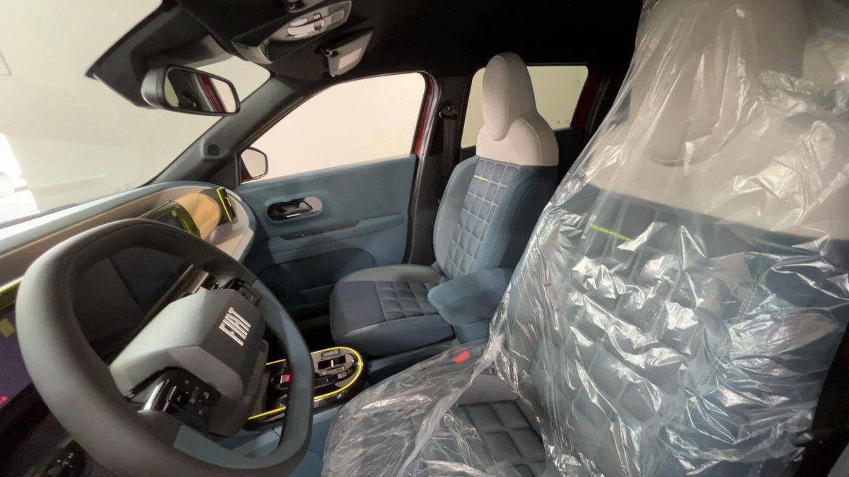 Fiat Grande Panda 1.2 hybrid La Prima 110cv edct (8)