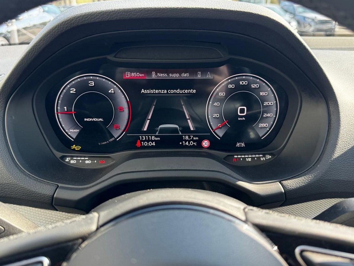 Audi Q2 Q2 30 TDI S line Edition (12)