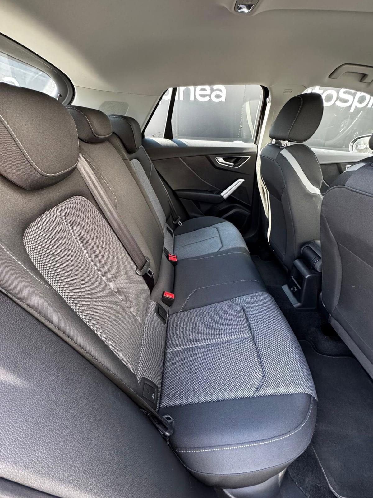Audi Q2 Q2 30 TDI S line Edition (18)