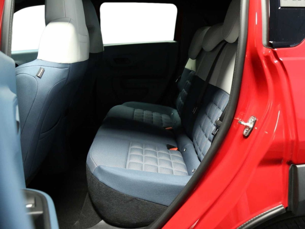 Fiat Grande Panda 1.2 hybrid La Prima 110cv edct (12)