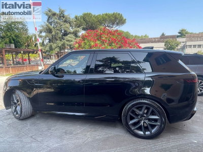 Land Rover Range Rover Sport 3.0D l6 249 CV HSE Dynamic Stealth (4)