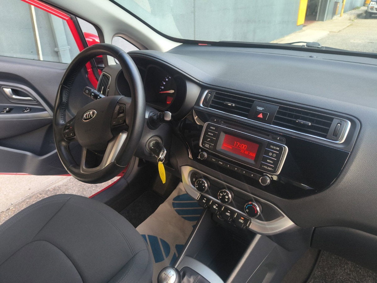 Kia Rio 1.2 CVVT 5p. ECO GPL Cool (11)