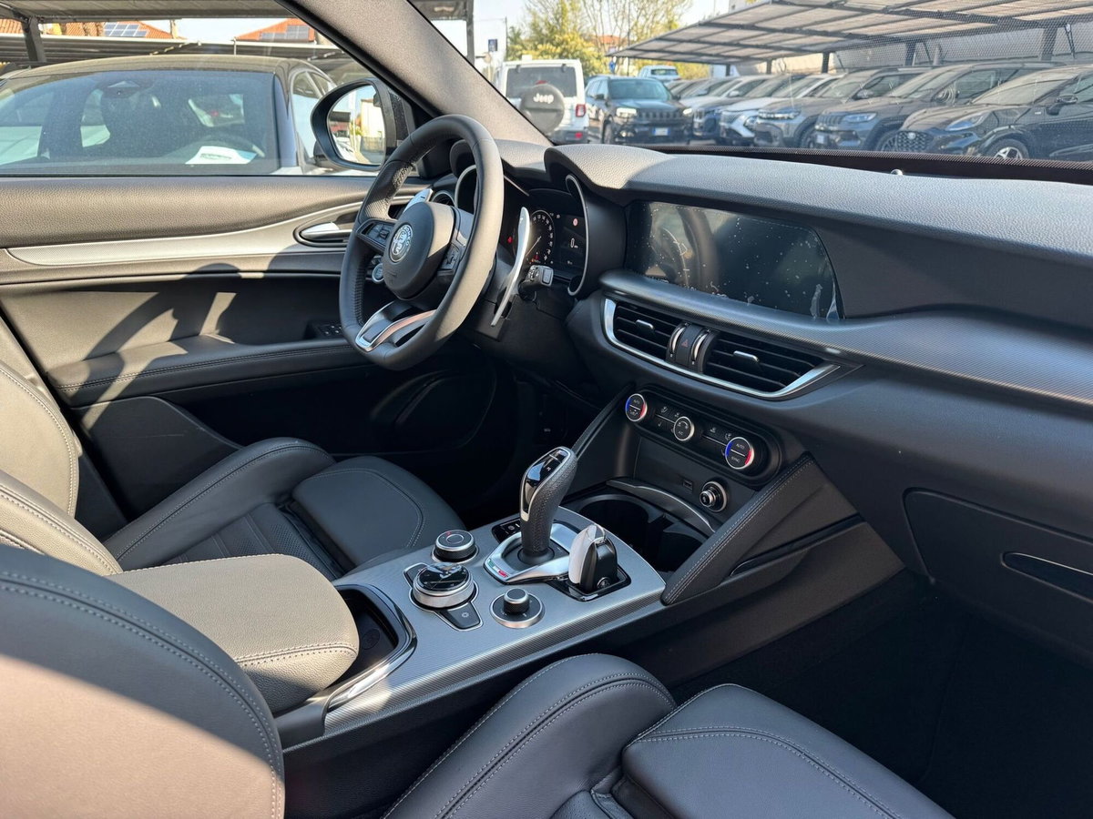 Alfa Romeo Stelvio Stelvio 2.2 Turbodiesel 210 CV AT8 Q4 Veloce (10)