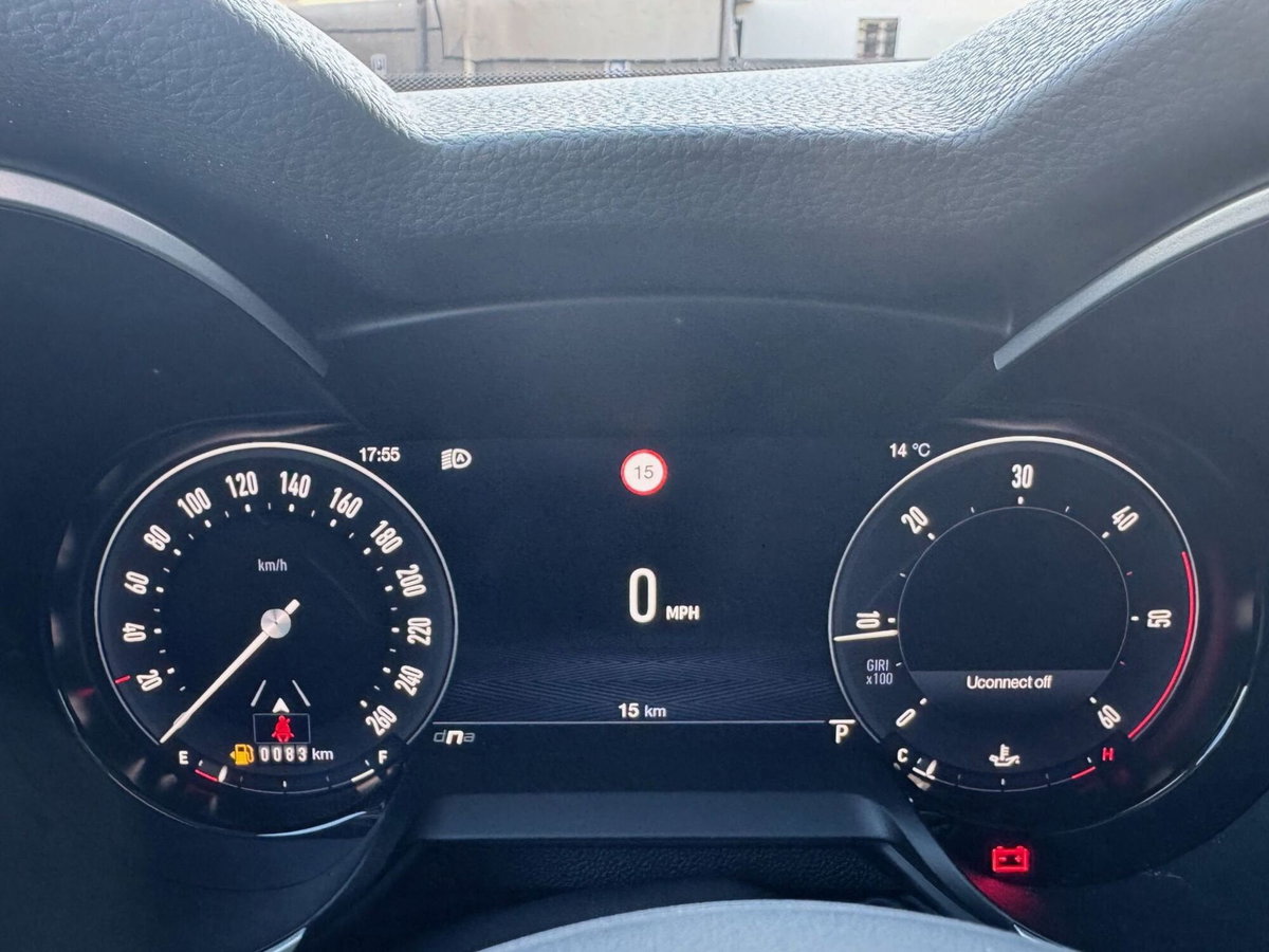 Alfa Romeo Stelvio Stelvio 2.2 Turbodiesel 210 CV AT8 Q4 Veloce (16)