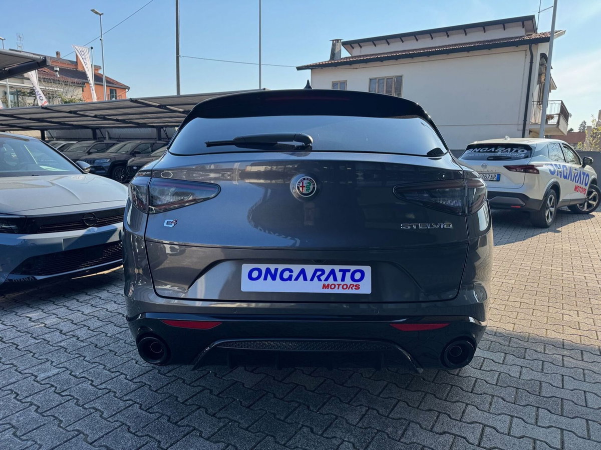 Alfa Romeo Stelvio Stelvio 2.2 Turbodiesel 210 CV AT8 Q4 Veloce (7)
