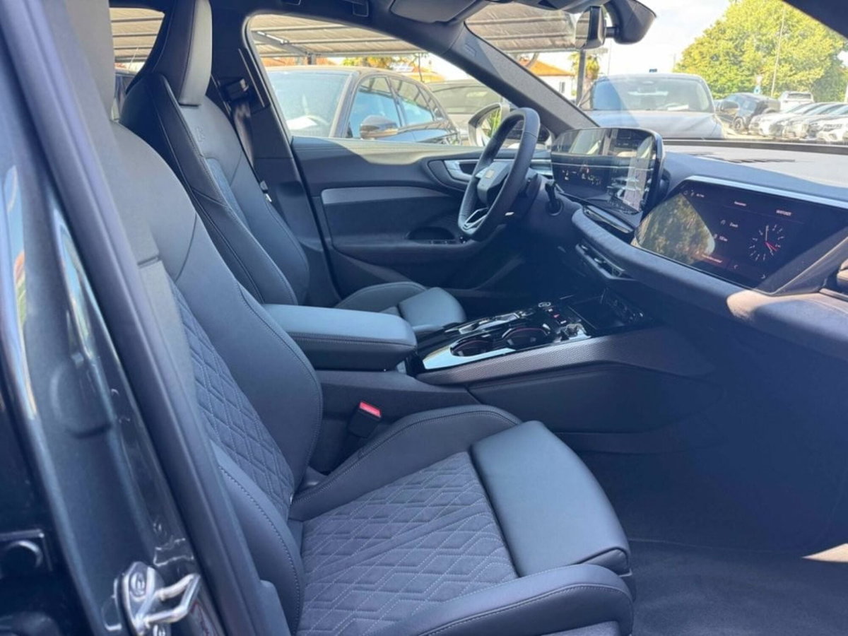 Audi A5 Avant 2.0 tdi mhev+ S line edition 204cv s-tronic (18)