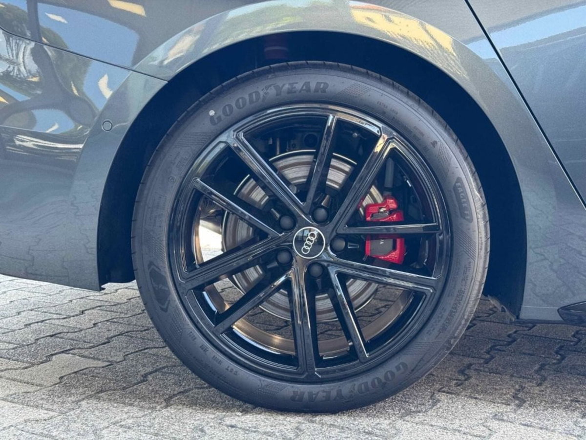 Audi A5 Avant 2.0 tdi mhev+ S line edition 204cv s-tronic (8)
