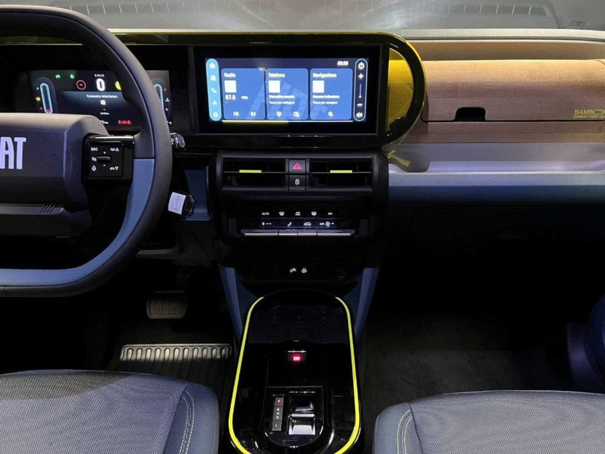 Fiat Grande Panda 1.2 hybrid La Prima 110cv edct (10)