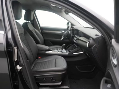 Alfa Romeo Stelvio Stelvio 2.0 Turbo 200 CV AT8 Q4 Super Business (14)