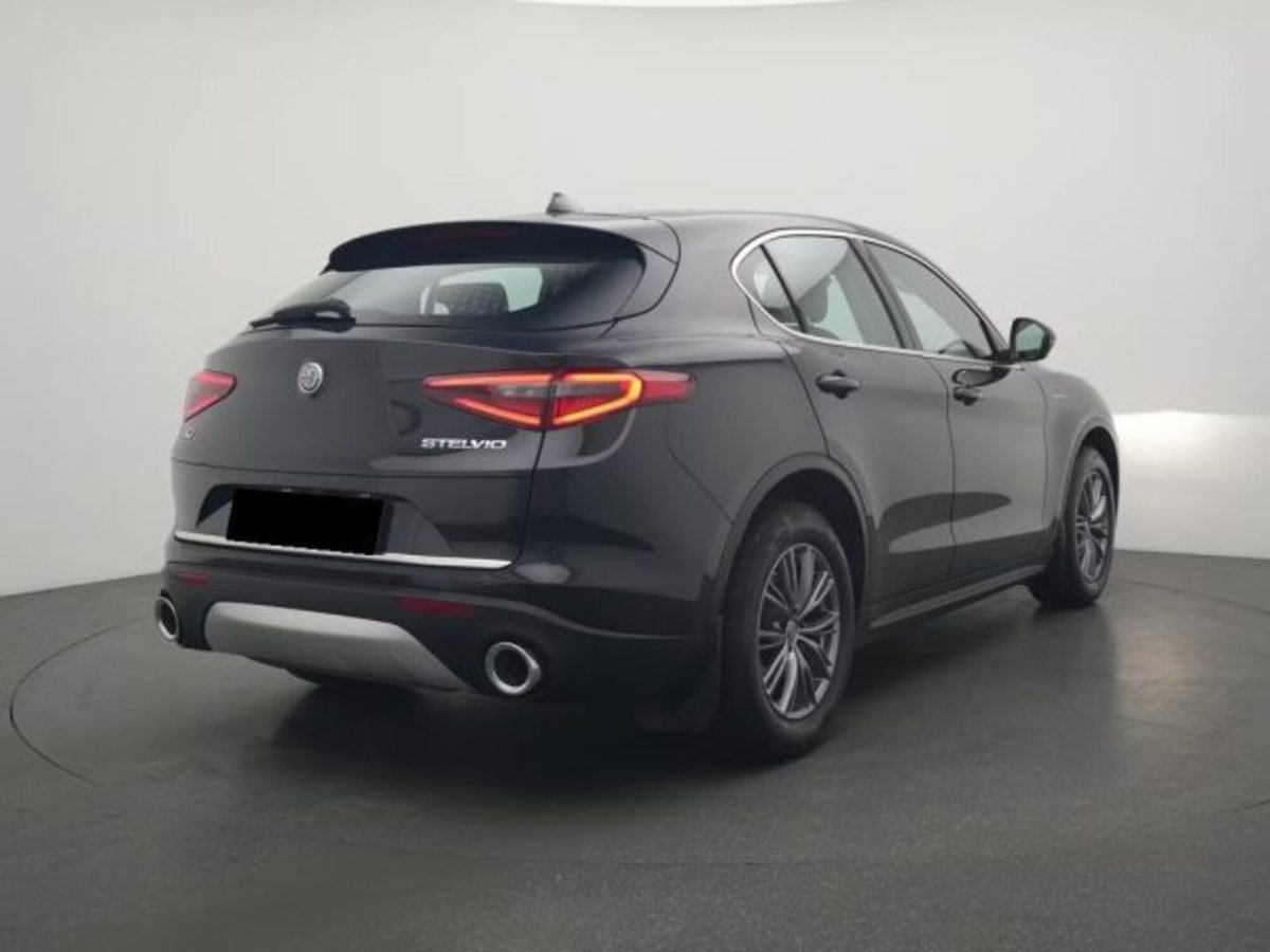 Alfa Romeo Stelvio Stelvio 2.0 Turbo 200 CV AT8 Q4 Super Business (3)