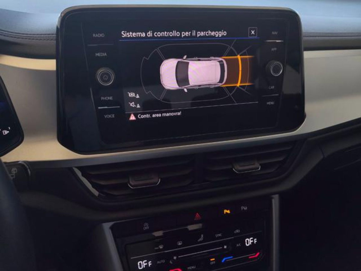 Volkswagen T-Roc 2.0 tdi Life 150cv dsg (10)