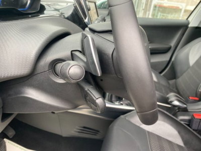 Peugeot 2008 e-HDi 92 CV Stop&Start ETG6 Allure (13)
