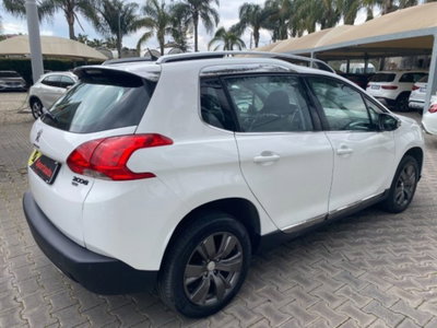 Peugeot 2008 e-HDi 92 CV Stop&Start ETG6 Allure (3)