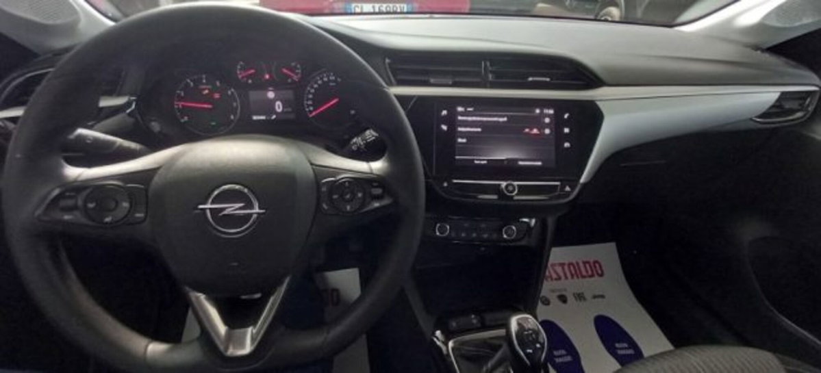 Opel Corsa 1.2 Edition (8)