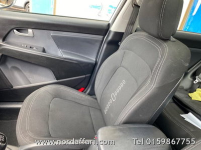 Kia Sportage 2.0 CRDI VGT 2WD Active (9)