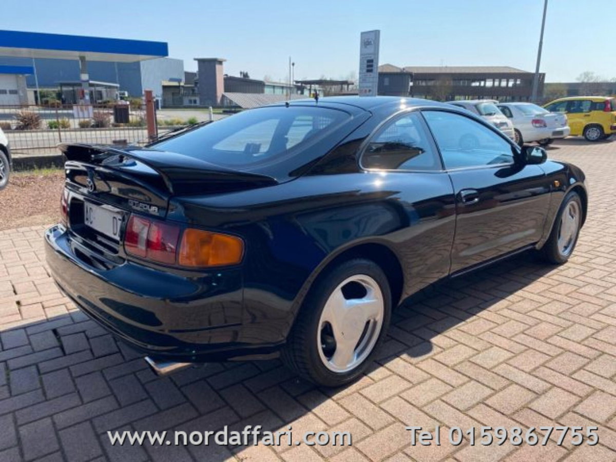 Toyota Celica Coupé 2.0i turbo 16V cat GT-Four (ITA) (2)