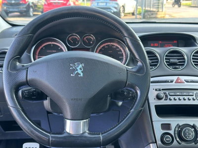 Peugeot 308 1.6 HDi 110CV 5p. Sportium (12)