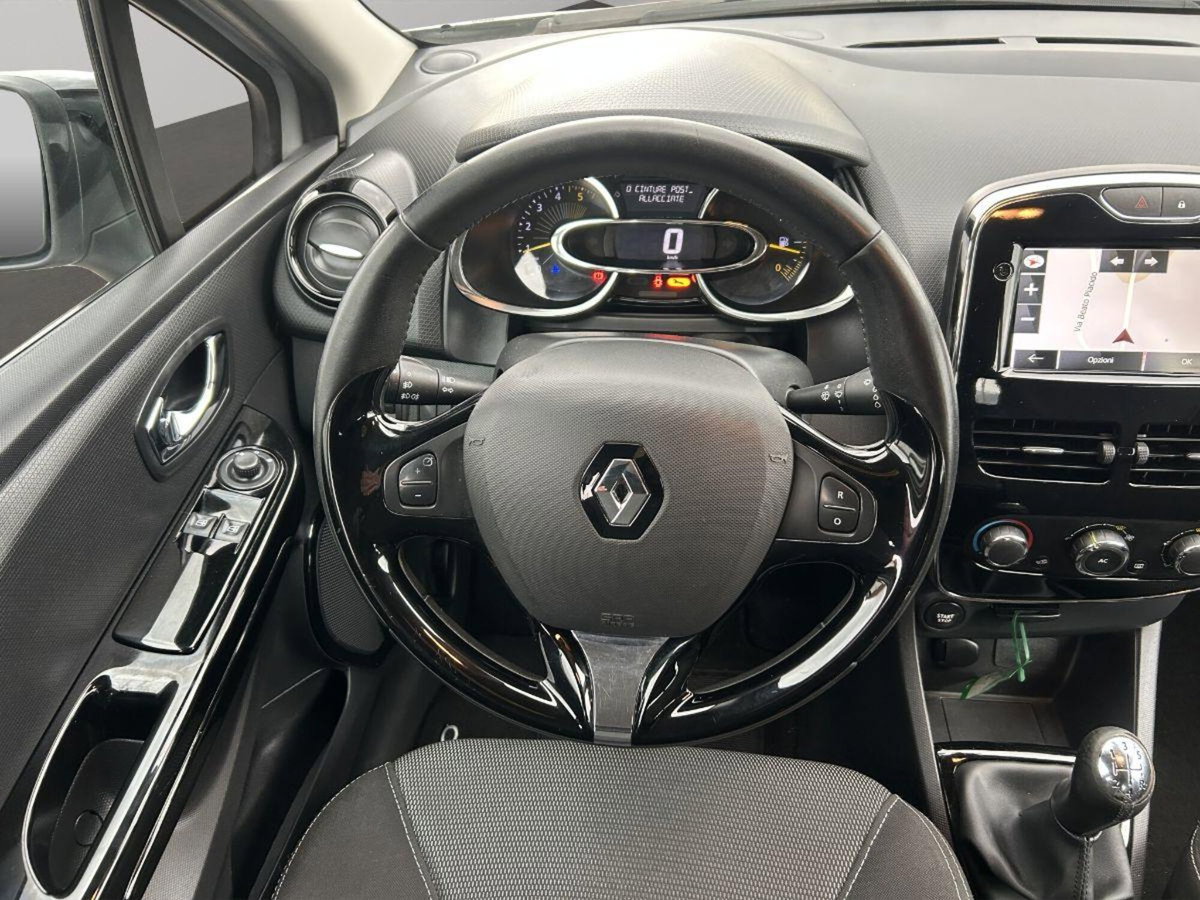 Renault Clio 1.5 dCi 75CV 5 porte Dynamique (16)