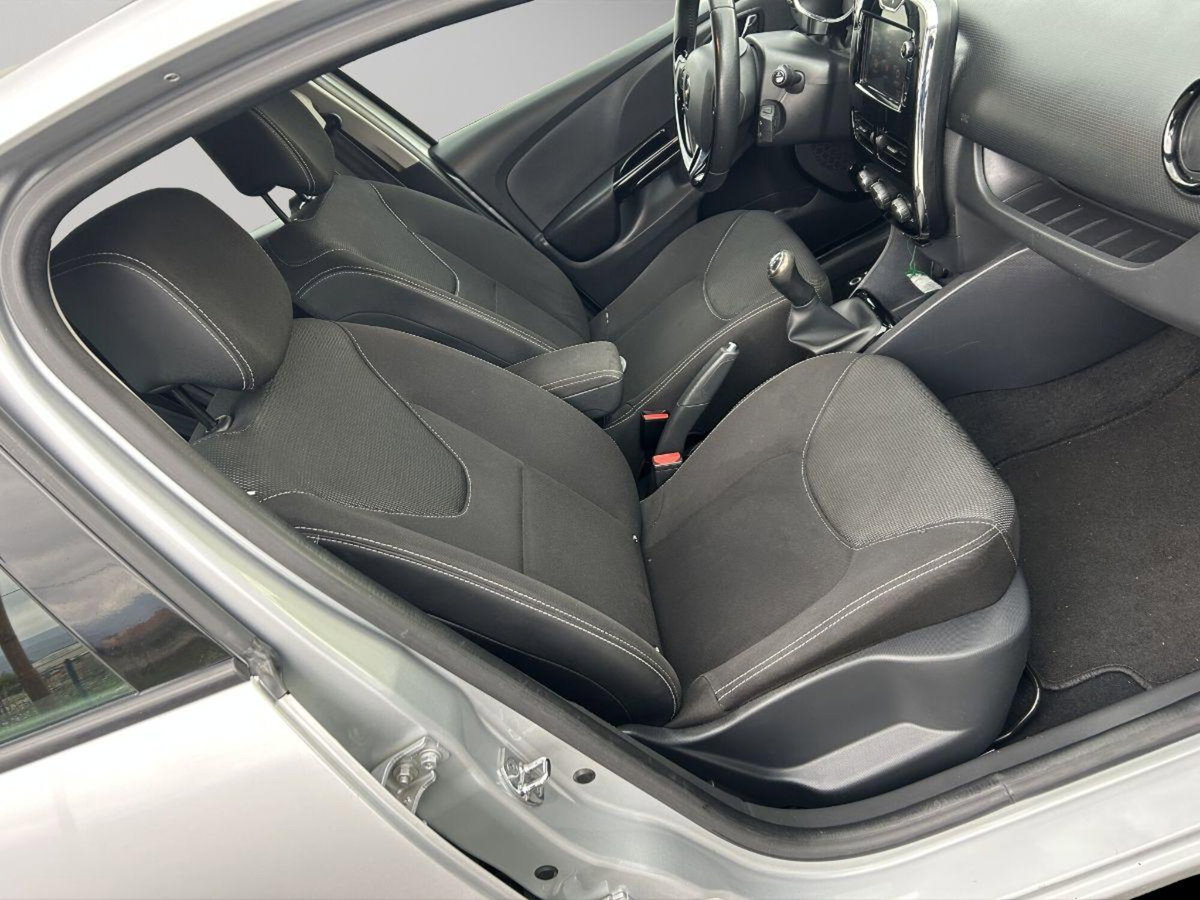 Renault Clio 1.5 dCi 75CV 5 porte Dynamique (18)