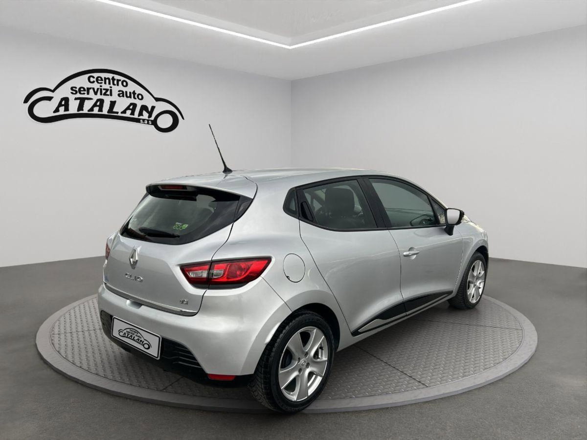 Renault Clio 1.5 dCi 75CV 5 porte Dynamique (5)