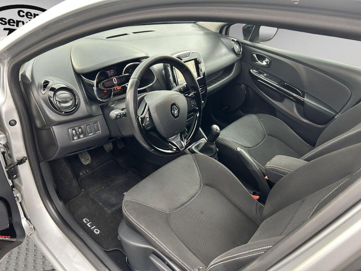 Renault Clio 1.5 dCi 75CV 5 porte Dynamique (9)
