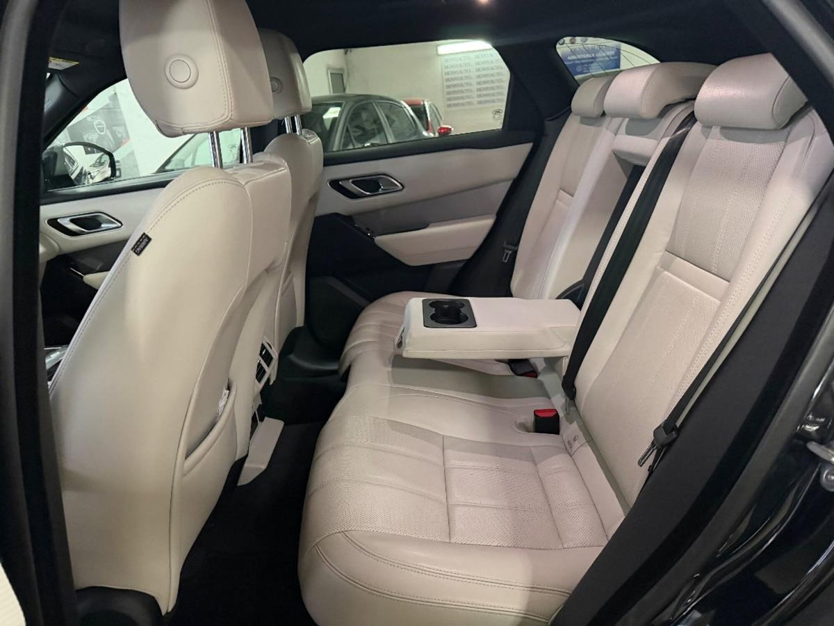 Land Rover Range Rover Velar 2.0D I4 204 CV R-Dynamic SE (13)