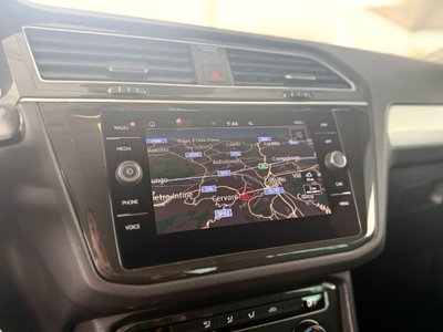 Volkswagen Tiguan 2.0 TDI 150 CV SCR DSG 4MOTION Elegance (13)