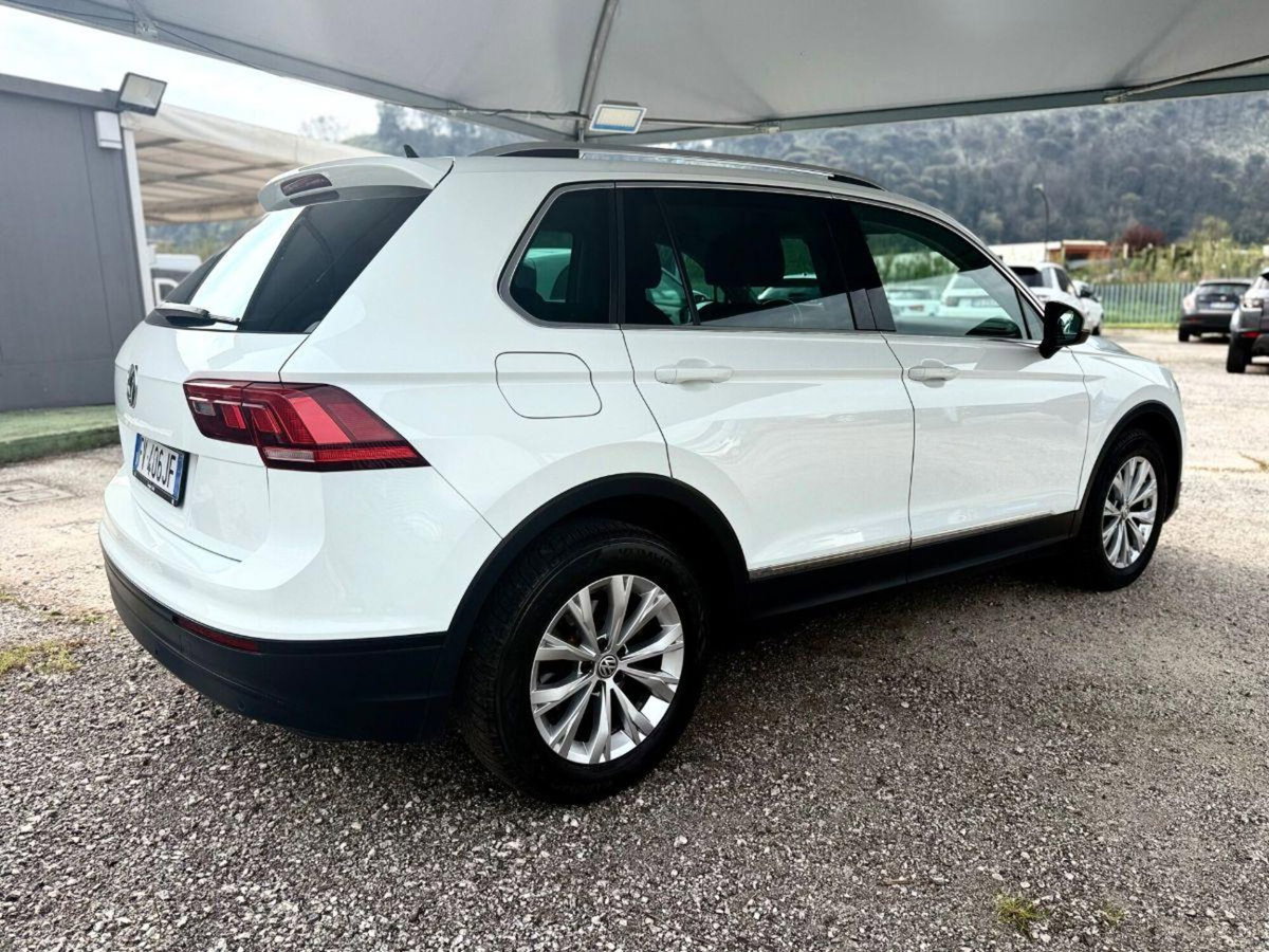 Volkswagen Tiguan 2.0 TDI 150 CV SCR DSG 4MOTION Elegance (5)
