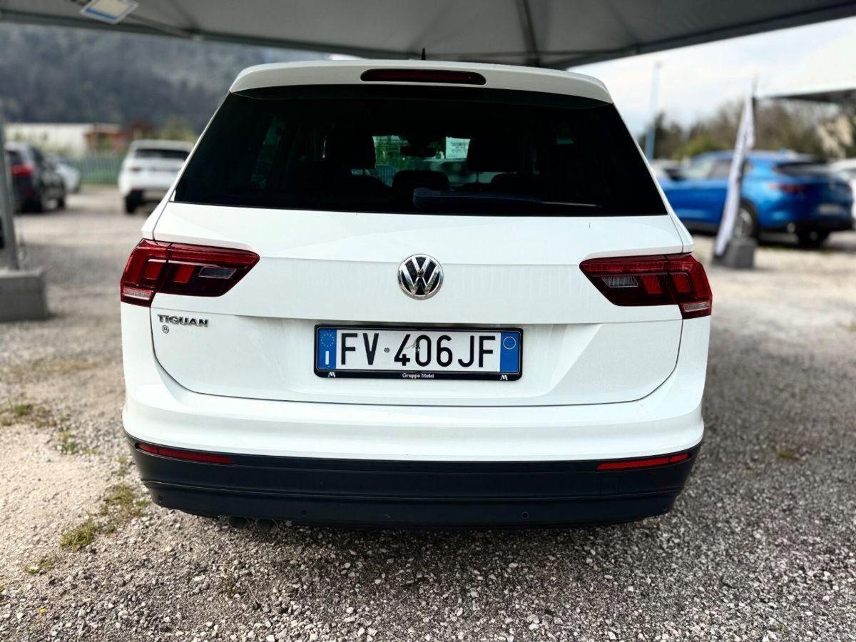 Volkswagen Tiguan 2.0 TDI 150 CV SCR DSG 4MOTION Elegance (6)