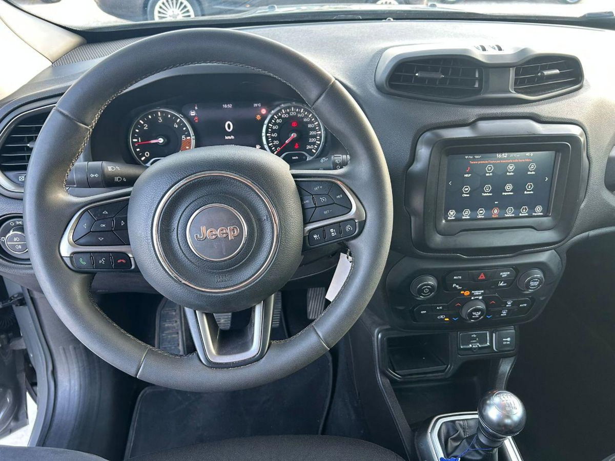 Jeep Renegade 1.6 Mjt DDCT 120 CV Limited (11)