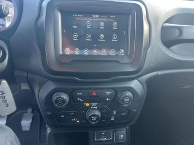 Jeep Renegade 1.6 Mjt DDCT 120 CV Limited (12)