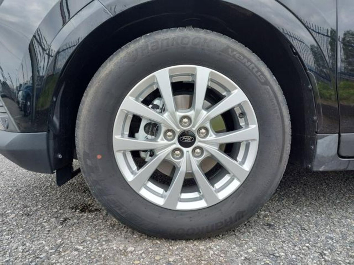 Ford Tourneo Courier 1.0 EcoBoost 100 CV Titanium (6)
