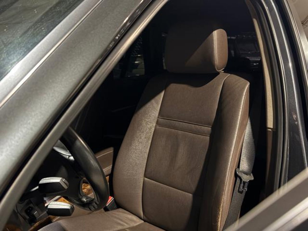 BMW X5 xDrive30d Futura (9)