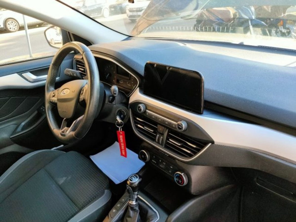 Ford Focus Station Wagon 1.0 EcoBoost 100 CV Start&Stop SW (12)