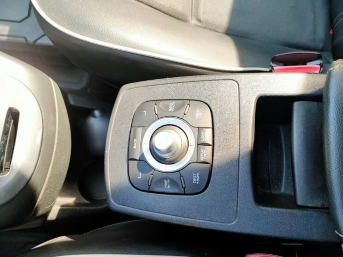Renault Scenic E-Tech Electric 1.5 dCi 110CV Live (14)