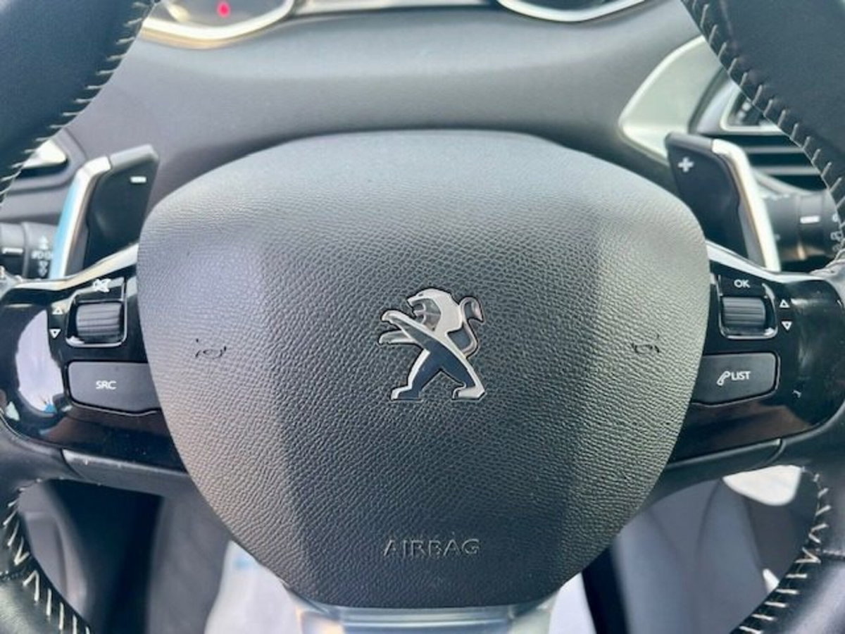 Peugeot 308 BlueHDi 130 S&S EAT6 Allure (18)