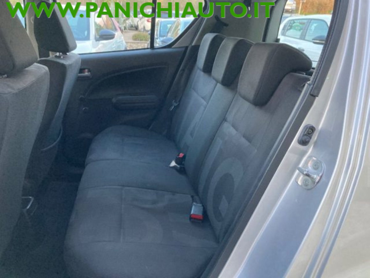 Opel Agila 1.0 12V 65CV Enjoy (9)