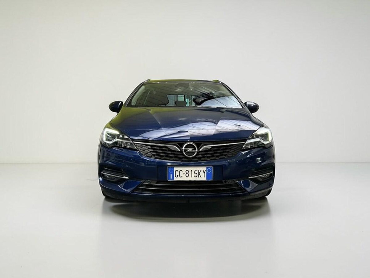 Opel Astra Station Wagon 1.2 Turbo 130 CV Sports Business Elegance (2)