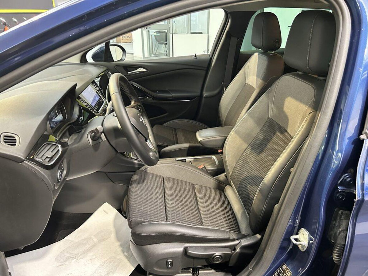 Opel Astra Station Wagon 1.2 Turbo 130 CV Sports Business Elegance (7)