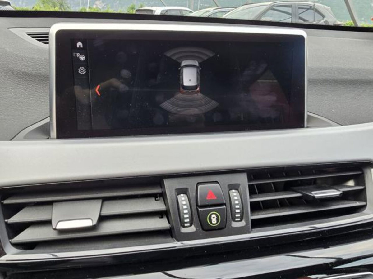 BMW X1 xDrive25e Advantage (15)