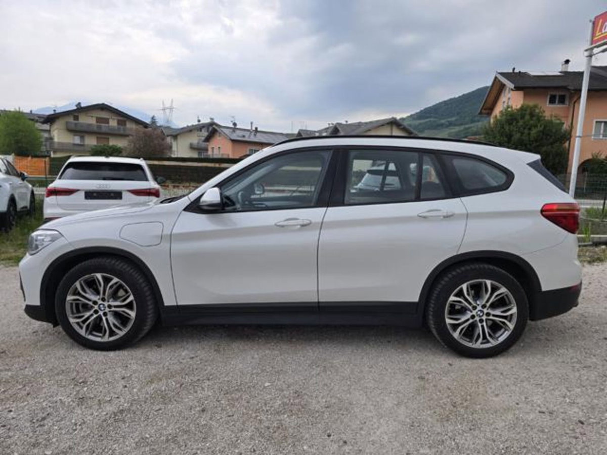 BMW X1 xDrive25e Advantage (3)