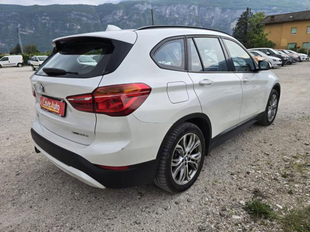 BMW X1 xDrive25e Advantage (5)