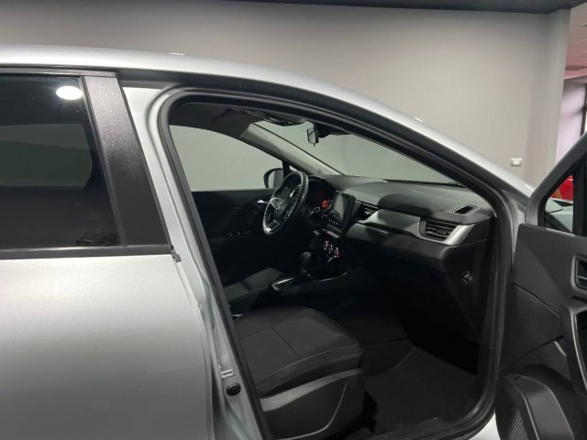 Renault Captur Blue dCi 115 CV EDC Business (11)