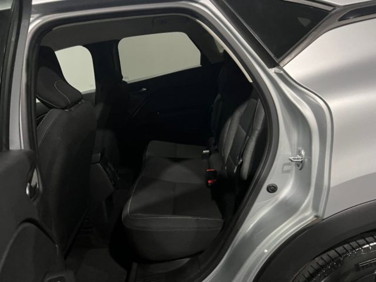 Renault Captur Blue dCi 115 CV EDC Business (12)