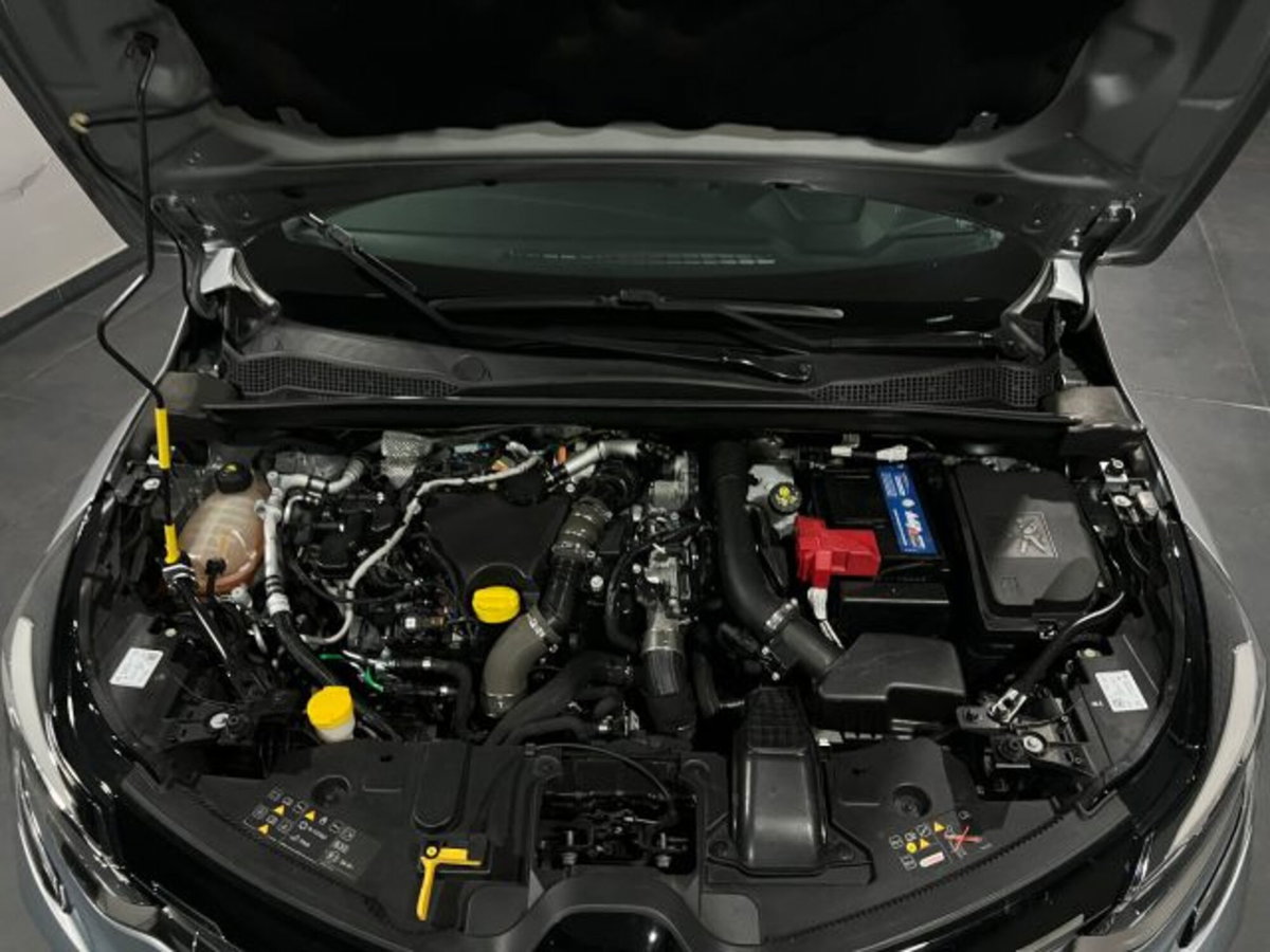 Renault Captur Blue dCi 115 CV EDC Business (15)