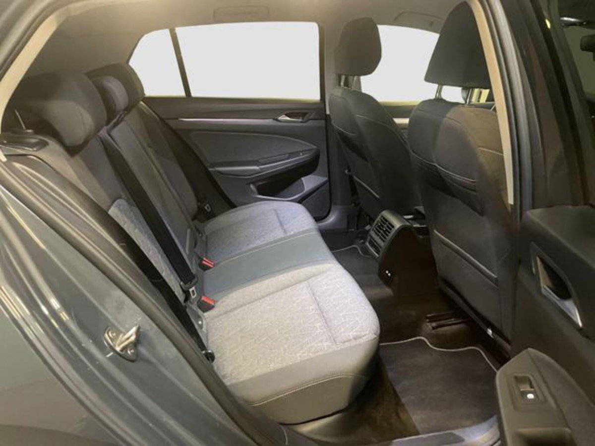 Volkswagen Golf Variant 1.5 eTSI 150 CV EVO ACT DSG R-Line (20)